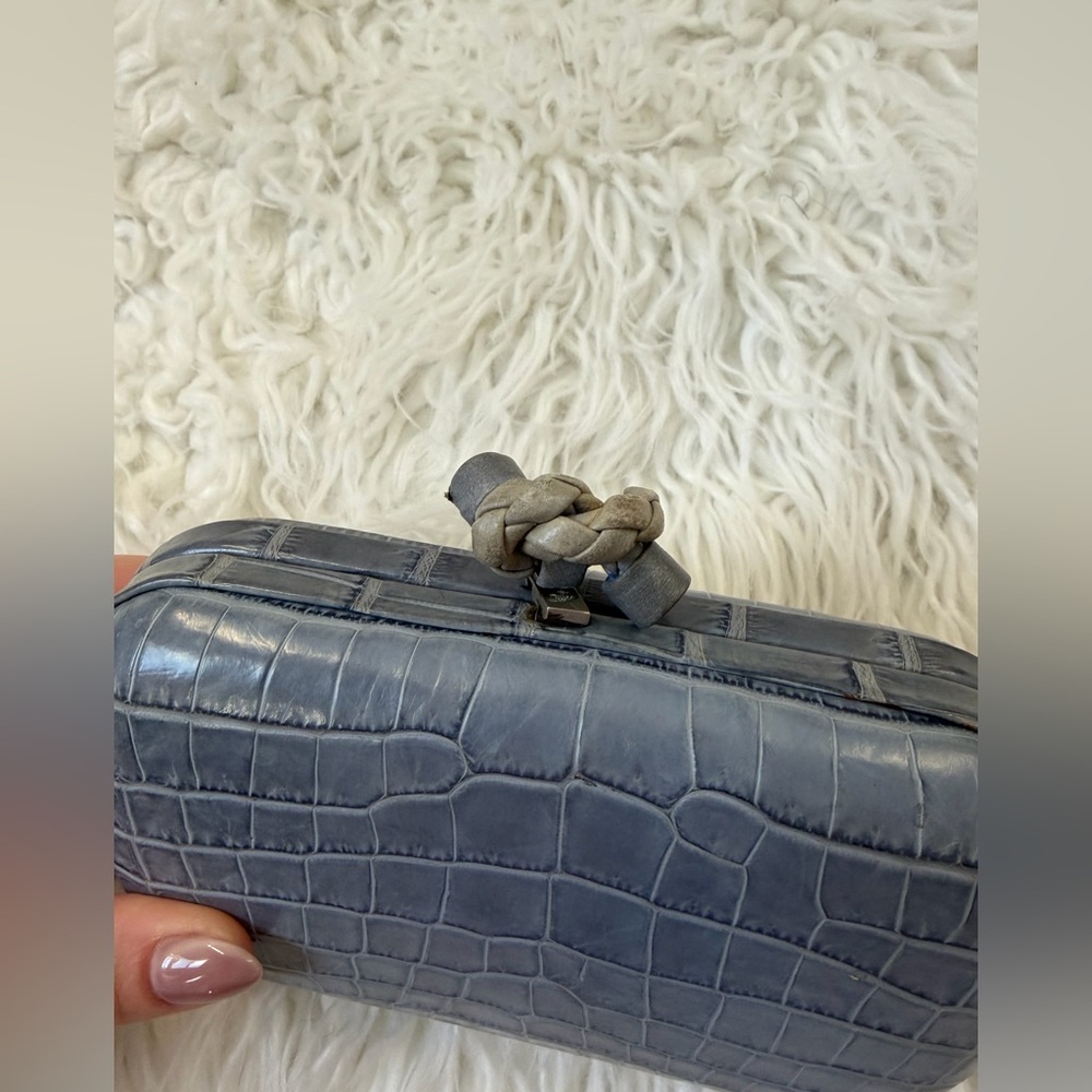 Bottega Veneta Box Knot Clutch Crocodile Small - Picture 9 of 17